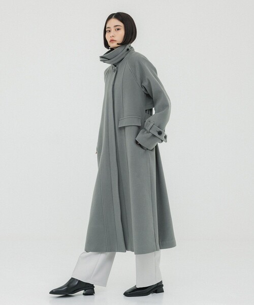 UNITED TOKYO（ユナイテッドトウキョウ）の「リモージュステンカラーコート（ステンカラーコート・レディース・マルチ/カーキ/ブラック・2/1）」の4枚目の写真