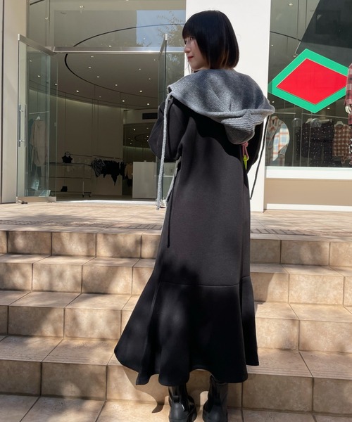 VICKY(ビッキー)の「【KOREAN ITEM】マフラー付フードニット帽(ニットキャップ/ビーニー・レディース・ブラック/ライトグレー・M)」の16枚目の写真