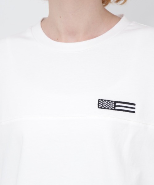 AVIREX（アヴィレックス）の「COLOR COMBI PRINT TOPS/カラーコンビ プリントトップス（Tシャツ/カットソー・レディース・ブラック/オフホワイト・FREE）」の11枚目の写真