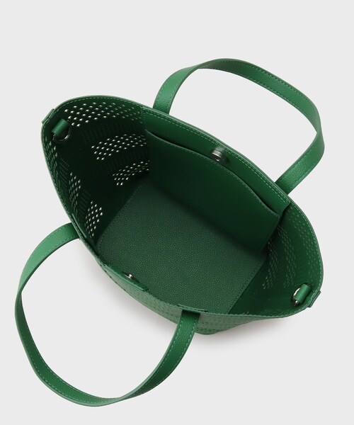 INDIVI（インディヴィ）の「◆【合皮／A4収納可能】幾何柄カットワーク トートバッグ（トートバッグ・レディース・オフホワイト/グリーン・00）」の13枚目の写真