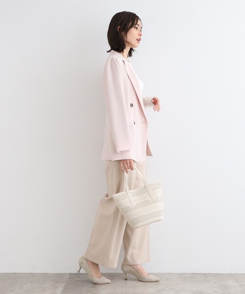 INDIVI（インディヴィ）の「◆【合皮／A4収納可能】幾何柄カットワーク トートバッグ（トートバッグ・レディース・オフホワイト/グリーン・00）」の6枚目の写真