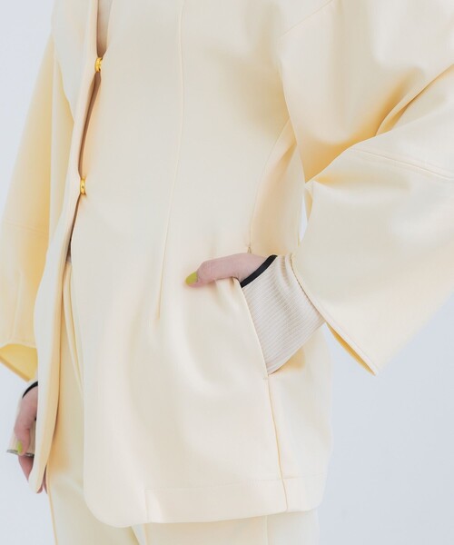 THINGS THAT MATTER（シングス ザット マター）の「【THINGS THAT MATTER/(シングス ザット マター)】SCUBA JERSEY COLLARLESS JACKET/スキューバジャージージャケット（テーラードジャケット・レディース・アイボリー/ブラック・FREE）」の15枚目の写真