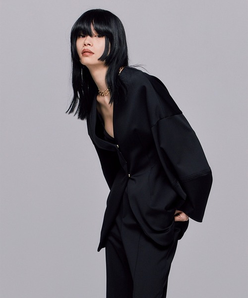 THINGS THAT MATTER（シングス ザット マター）の「【THINGS THAT MATTER/(シングス ザット マター)】SCUBA JERSEY COLLARLESS JACKET/スキューバジャージージャケット（テーラードジャケット・レディース・アイボリー/ブラック・FREE）」の2枚目の写真