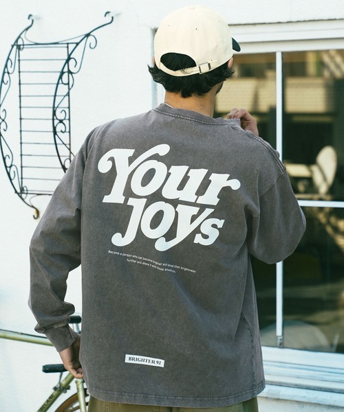 BAYFLOW（ベイフロー）の「SNOWバックプリント長袖Tシャツ（Tシャツ/カットソー・メンズ・レッド/オフホワイト/チャコール/ブルー・SMALL/MEDIUM/LARGE）」の3枚目の写真