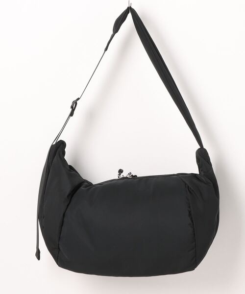 CAMP7（キャンプセブン）の「【CAMP7】ポリエステルビッグショルダーバッグ（ショルダーバッグ・レディース・ブラック/ホワイト・ONE SIZE）」の3枚目の写真