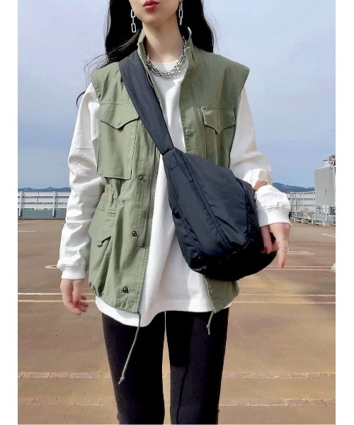 CAMP7（キャンプセブン）の「【CAMP7】ポリエステルビッグショルダーバッグ（ショルダーバッグ・レディース・ブラック/ホワイト・ONE SIZE）」の11枚目の写真