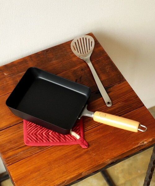 BEAMS JAPAN（ビームス　ジャパン）の「日本洋食器株式会社 / 匠JAPAN マグマプレート 玉子焼 フライパン（鍋/フライパン・レディース・その他・ONE SIZE）」の2枚目の写真