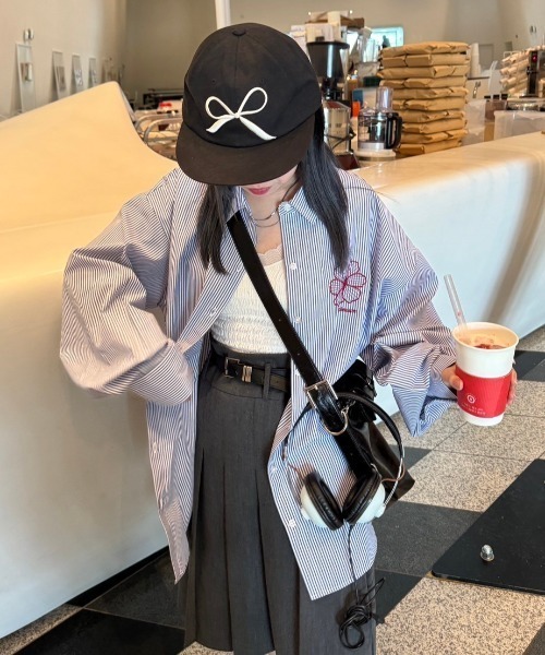nemne store(ネンネストア)の「【低身長&高身長サイズあり】フラワー刺繍ストライプシャツ(シャツ/ブラウス・レディース・グリーン/ピンク/アイボリー/ブルー・SMALL/MEDIUM/LARGE)」の20枚目の写真