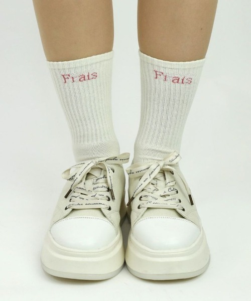 F i.n.t(フィント)の「ロゴリボンプラットフォームスニーカー/fint フィント(スニーカー・レディース・ライトグレー/ブラック/アイボリー・S/M/L)」の5枚目の写真