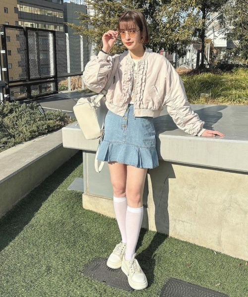 F i.n.t(フィント)の「ロゴリボンプラットフォームスニーカー/fint フィント(スニーカー・レディース・ライトグレー/ブラック/アイボリー・S/M/L)」の19枚目の写真