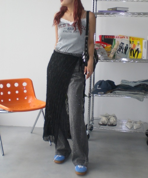 SHAGGIE（シャギー）の「レース付きロゴキャミソールトップス（キャミソール・レディース・ホワイト/グレー・FREE）」の18枚目の写真