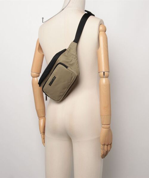 DSQUARED2（ディースクエアード）の「URBAN BELT BAG /0232（ボディ 
