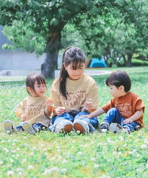 p.premier（ピードットプルミエ）の「すてきな1日シンプルロゴTシャツ（Tシャツ/カットソー・キッズ・クリーム/グレー/オフホワイト/ブラウン/グリーン・120/90/80/130/100/110/140）」の14枚目の写真