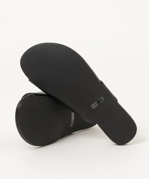 TODAYFUL（トゥデイフル）の「TODAYFUL Tong Leather Sandals 12111047