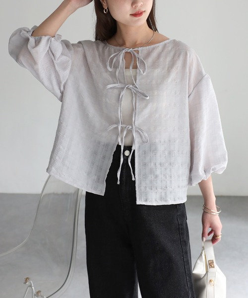 Riberry（リベリー）の「前後2WAYシアーサッカーパフスリーブブラウス（シャツ/ブラウス・レディース・ブラック/オフホワイト/ライトグレー・FREE）」の8枚目の写真