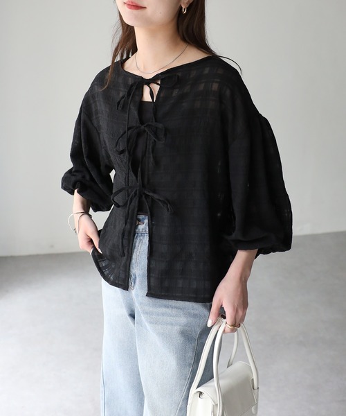 Riberry（リベリー）の「前後2WAYシアーサッカーパフスリーブブラウス（シャツ/ブラウス・レディース・ブラック/オフホワイト/ライトグレー・FREE）」の16枚目の写真