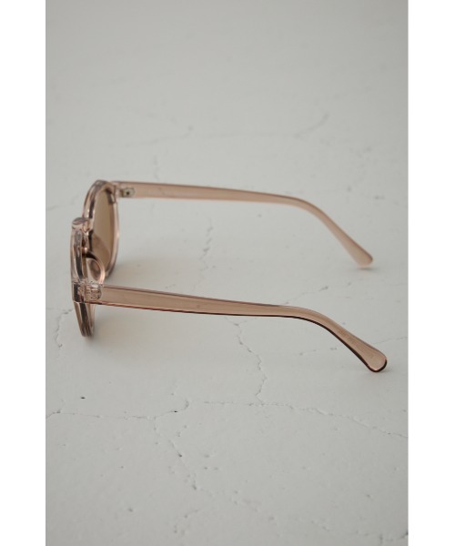 AZUL by moussy（アズールバイマウジー）の「ポリゴンシェイプクリアアイウェア（サングラス・レディース・ブラック/ブラウン・FREE）」の10枚目の写真