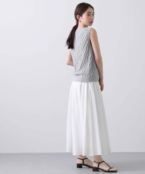 Torrazzo Donna（トラッゾドンナ）の「ラメポコポコ編みノースリーニット（ニット/セーター・レディース・ホワイト/シルバー・FREE）」の20枚目の写真