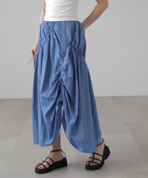 FREE'S MART(フリーズマート)の「ナイロンドロストシャーリングスカート(スカート・レディース・ブラック/グレー/ブルー・SMALL/MEDIUM)」の2枚目の写真