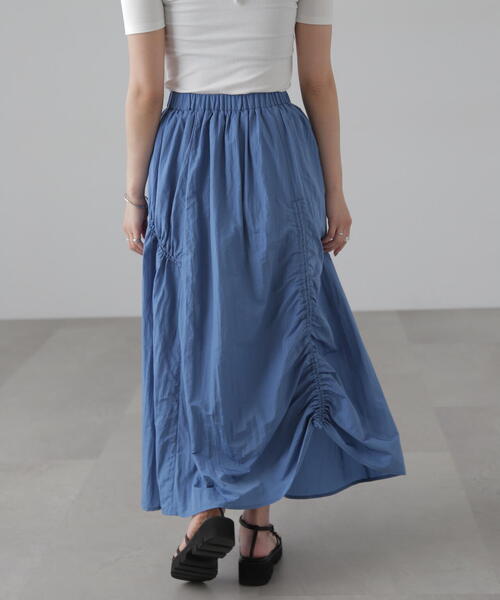 FREE'S MART(フリーズマート)の「ナイロンドロストシャーリングスカート(スカート・レディース・ブラック/グレー/ブルー・SMALL/MEDIUM)」の13枚目の写真