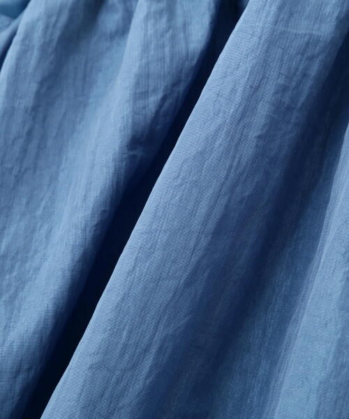 FREE'S MART(フリーズマート)の「ナイロンドロストシャーリングスカート(スカート・レディース・ブラック/グレー/ブルー・SMALL/MEDIUM)」の5枚目の写真