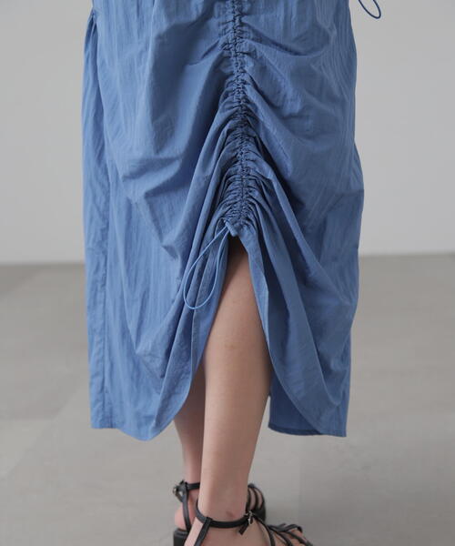 FREE'S MART(フリーズマート)の「ナイロンドロストシャーリングスカート(スカート・レディース・ブラック/グレー/ブルー・SMALL/MEDIUM)」の6枚目の写真