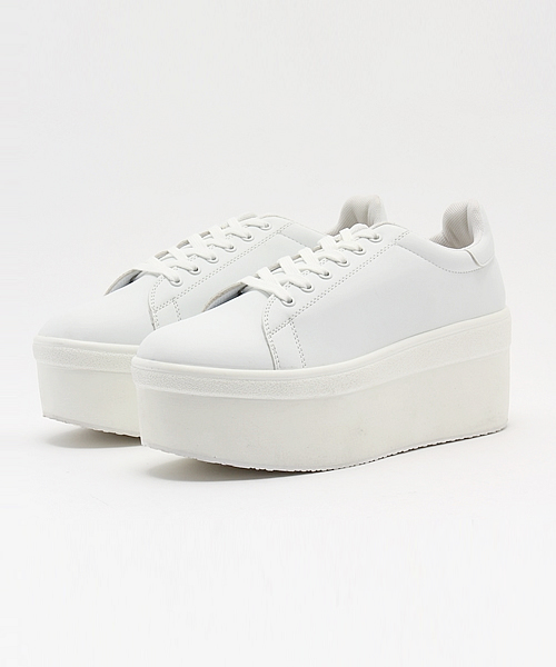 WEGO（ウィゴー）の「WEGO/厚底ベーシックスニーカー（スニーカー・レディース・ホワイト/ブラック・LARGE/X-LARGE/MEDIUM）」の3枚目の写真