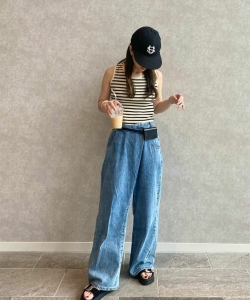 ISOOK(アイスー)の「ボーダーニットタンクトップ (kiharu select) / リブニット リブタンクトップ ボーダータンクトップ インナー(タンクトップ・レディース・ブラック/アイボリー・FREE)」の8枚目の写真