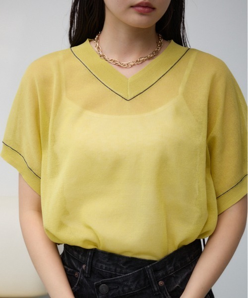 AZUL by moussy(アズールバイマウジー)の「シアーワイドルーズニット(Tシャツ/カットソー・レディース・ライム/ブラック/アイボリー/グレー・FREE)」の4枚目の写真
