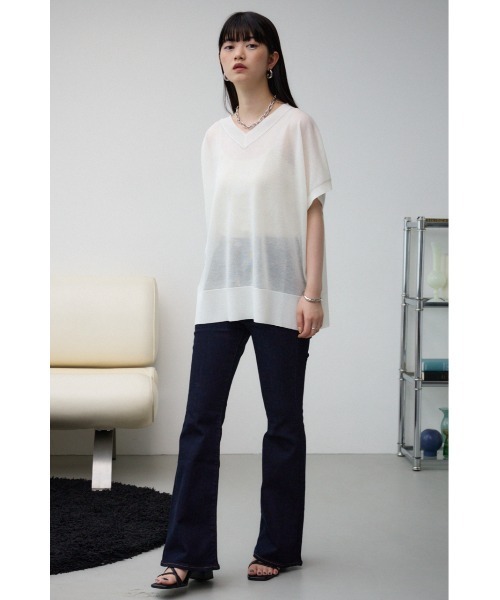 AZUL by moussy(アズールバイマウジー)の「シアーワイドルーズニット(Tシャツ/カットソー・レディース・ライム/ブラック/アイボリー/グレー・FREE)」の7枚目の写真