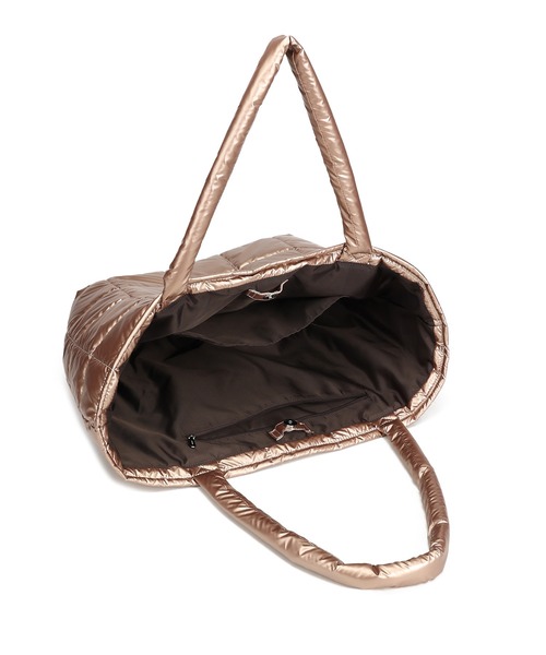 jouetie（ジュエティ）の「【jouetie/ジュエティ】メタリックナイロンキルティング　大容量　ラージトートバッグ（トートバッグ・レディース・ブラック/ネイビー/シルバー/グリーン/ピンク・FREE）」の7枚目の写真