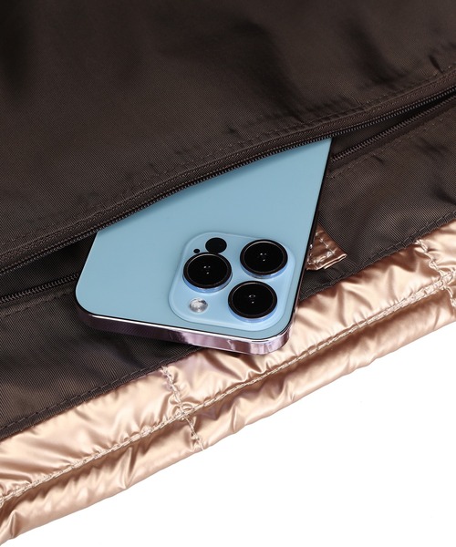 jouetie（ジュエティ）の「【jouetie/ジュエティ】メタリックナイロンキルティング　大容量　ラージトートバッグ（トートバッグ・レディース・ブラック/ネイビー/シルバー/グリーン/ピンク・FREE）」の8枚目の写真