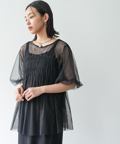 mili an deni(ミリアンデニ)の「チュールシャーリングチュニック(シャツ/ブラウス・レディース・ライトグレー/ブラック/アイボリー・M)」の7枚目の写真