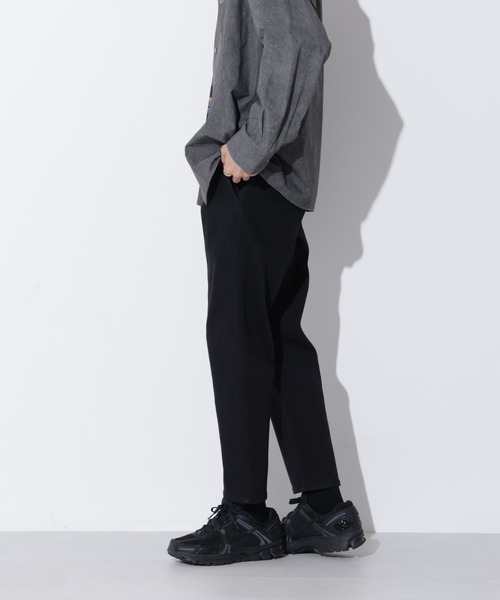 Apo(s)ture(アポスチャー)の「KYLE-007/デニムアンクルスリムパンツ(デニムパンツ・メンズ・ブラック/ネイビー・XS/S/M/L/XL)」の3枚目の写真