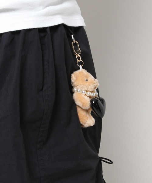 ALAND（エーランド）の「ALAND／クマサンハートチャーム（キーホルダー・レディース・ベージュ・FREE）」の8枚目の写真