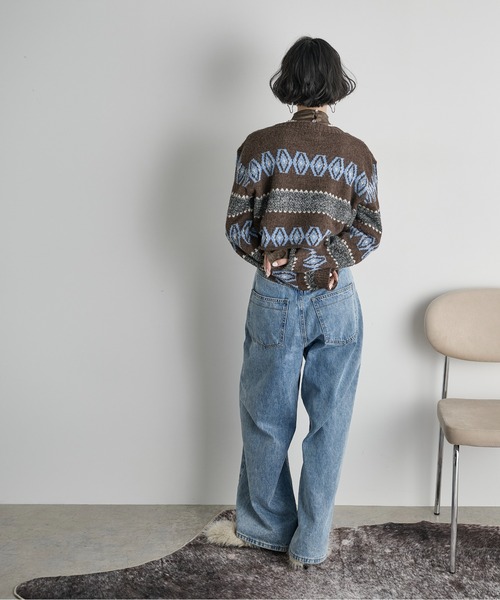 THE YOn（ザヨン）の「ハイネックフィンガーホールカフベロアトップス（Tシャツ/カットソー・レディース・ライム/アイボリー/ブラック/グレイッシュベージュ/ピンク/サックスブルー/アッシュブラウン・FREE）」の19枚目の写真