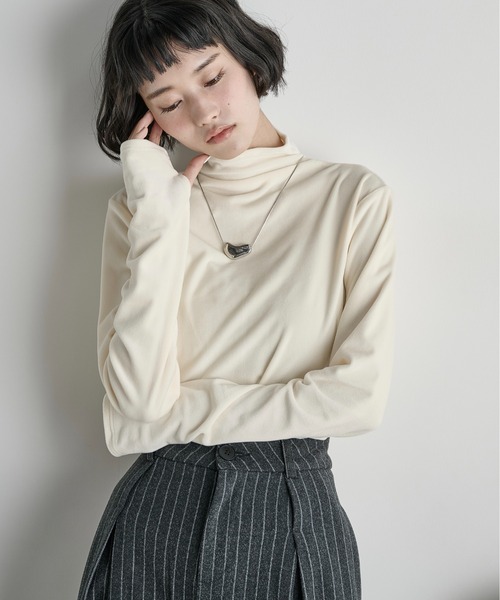 ハイネックフィンガーホールカフベロアトップス（Tシャツ/カットソー