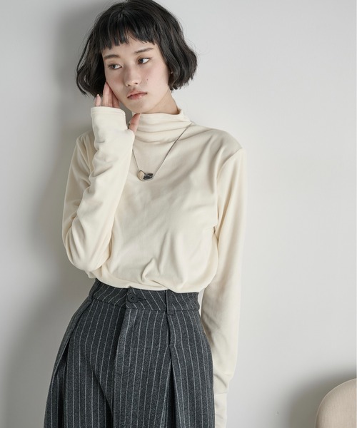 K*y様 OHGA ベロアトップス ハイネックフィンガーホールカフベロアトップス（Tシャツ