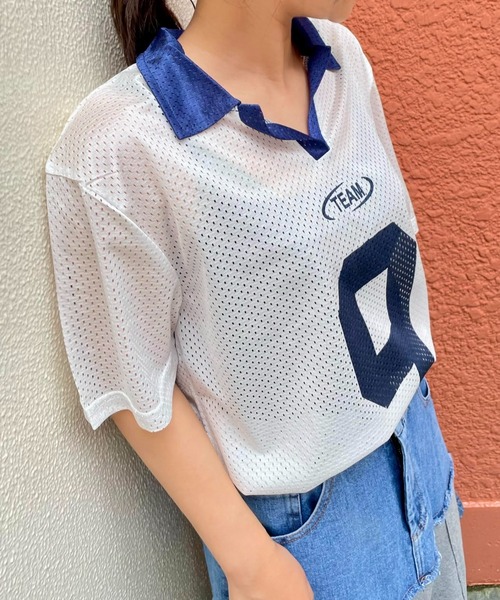 ENIM BY VICKY（エニムバイビッキー）の「メッシュナンバリング襟付きトップス《洗濯機で洗える》（Tシャツ/カットソー・レディース・ブルー/ホワイト・M）」の3枚目の写真