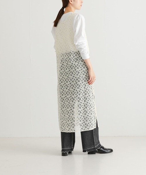 URBAN RESEARCH(アーバンリサーチ)の「コードレースレイヤードワンピース(ワンピース・レディース・オフホワイト/ブラック・FREE)」の5枚目の写真