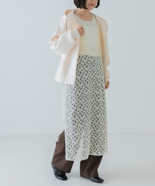 URBAN RESEARCH(アーバンリサーチ)の「コードレースレイヤードワンピース(ワンピース・レディース・オフホワイト/ブラック・FREE)」の9枚目の写真