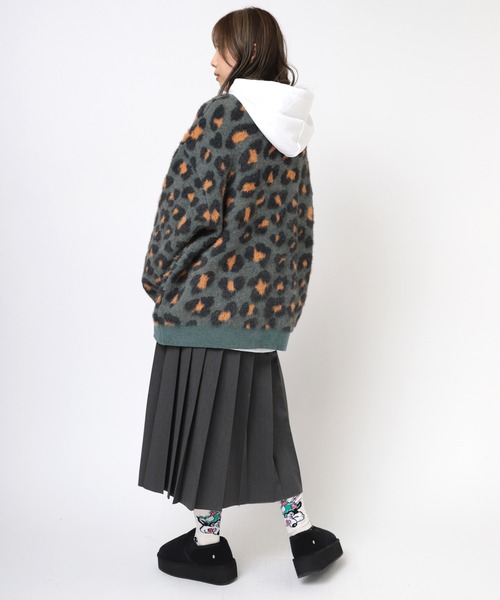 RNA（アールエヌエー）の「K2702 レオパードモール＆シャギーカーデ（カーディガン/ボレロ・レディース・グリーン/イエロー/グレイッシュベージュ・MEDIUM）」の20枚目の写真