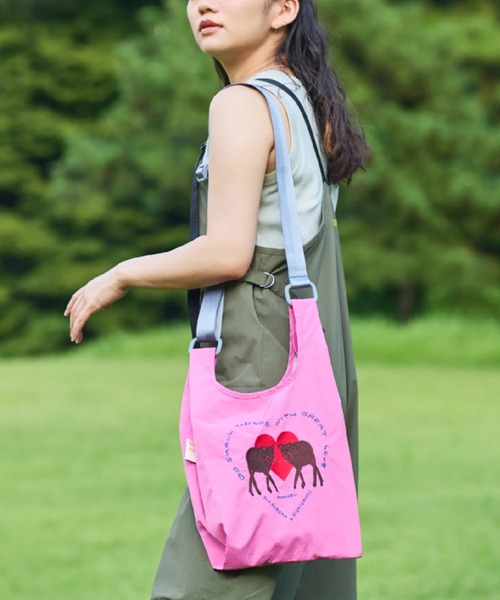 salle de bal（サルデバル）の「KATOKOA / カトコア アニマル ナイロン ミニ ショルダーバッグ  KBI 11003504（ショルダーバッグ・レディース・レッド/カーキ/サックスブルー/イエロー/オリーブドラブ/オレンジ/ピンク/ピンク系1/ネイビー・FREE）」の6枚目の写真