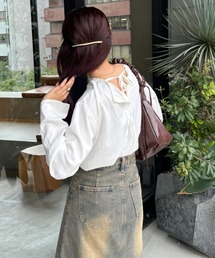 efill（エフィル）の「バック オープン ブラウス（Tシャツ/カットソー）」