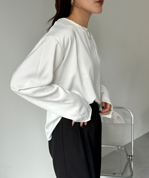efill(エフィル)の「バック オープン ブラウス(Tシャツ/カットソー・レディース・ホワイト・FREE)」の12枚目の写真