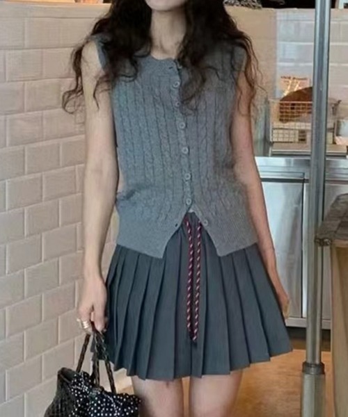 LYEON(リヨン)の「ドローコードプリーツスカート(スカート・レディース・ネイビー/グレー/ブラック・FREE)」の5枚目の写真