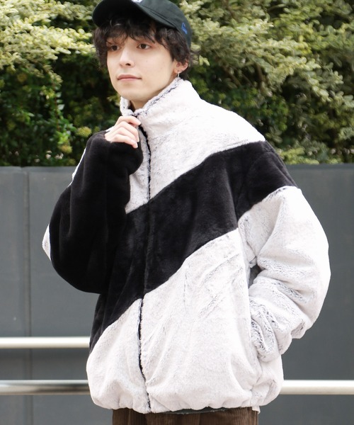 RAGEBLUE（レイジブルー）の「スムースファー/パネル切り替えスタンドブルゾン（ブルゾン・メンズ・ブラック/オフホワイト/グレー・MEDIUM/LARGE）」の5枚目の写真