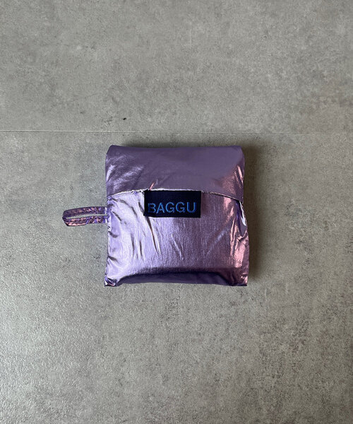 DouDou(ドゥドゥ)の「【BAGGU/バグゥ】24HO BABY BAGGU メタリック(ショルダーバッグ・レディース・ブルー系その他/ゴールド/サーモンピンク/シルバー・FREE)」の13枚目の写真