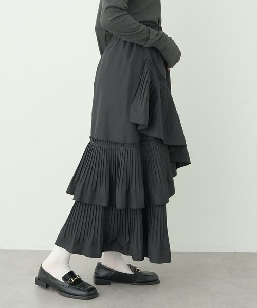 earth music&ecology(アースミュージックアンドエコロジー)の「プリーツティアードスカート(スカート・レディース・モカ/ブラック/ネイビー・FREE)」の20枚目の写真