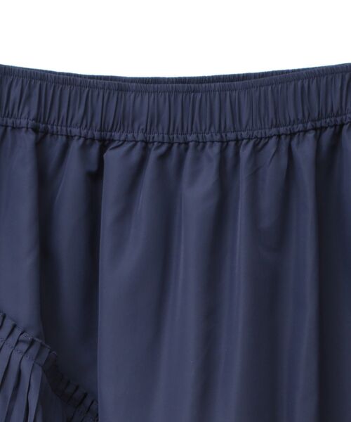 earth music&ecology(アースミュージックアンドエコロジー)の「プリーツティアードスカート(スカート・レディース・モカ/ブラック/ネイビー・FREE)」の10枚目の写真